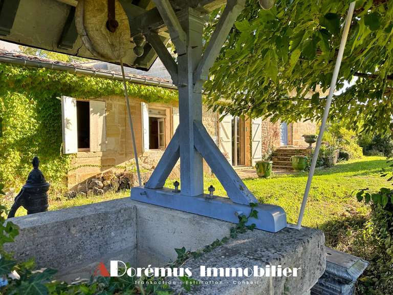 Maison Latresne - 4 chambres - 255m²