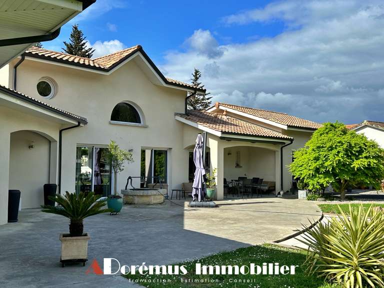 Maison Latresne - 3 chambres - 156m²