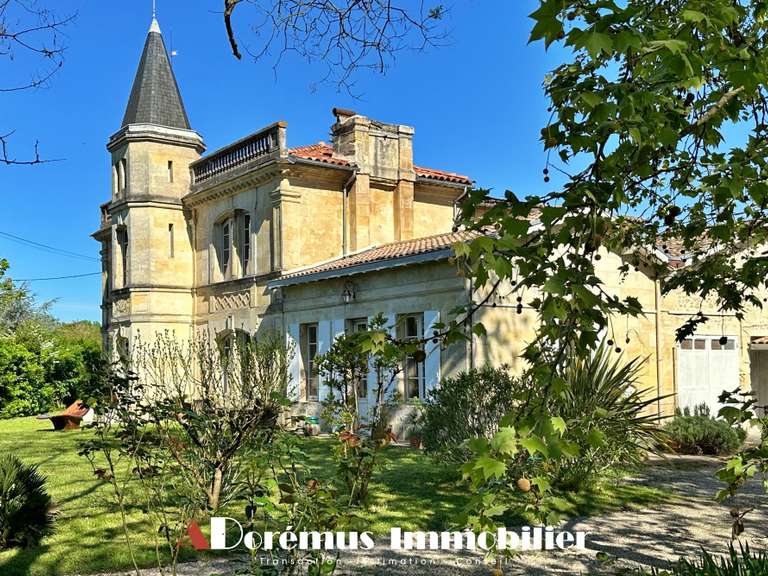 Maison Latresne - 5 chambres - 270m²