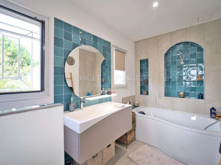 Maison Lattes - 4 chambres - 237m²