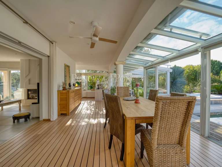 Maison Lattes - 4 chambres - 237m²