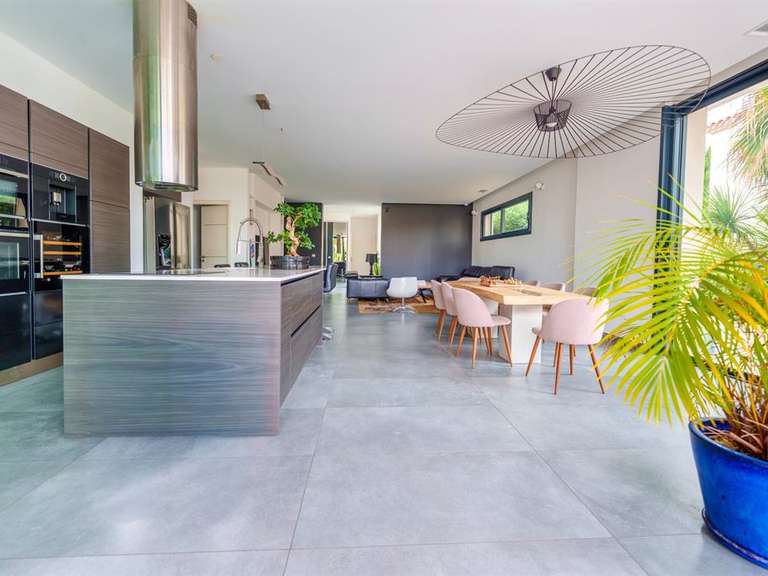 Maison Lattes - 4 chambres - 182m²