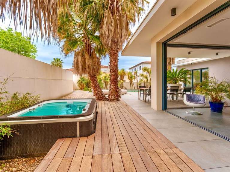 Maison Lattes - 4 chambres - 182m²