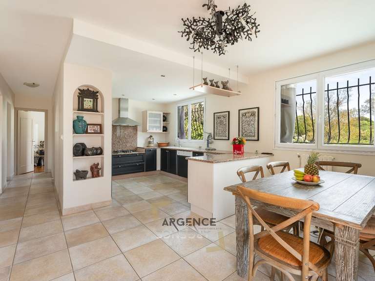 Maison Lattes - 5 chambres - 250m²