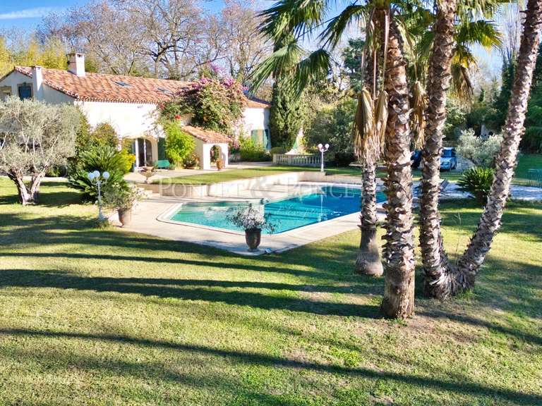 House Lattes - 8 bedrooms - 566m²