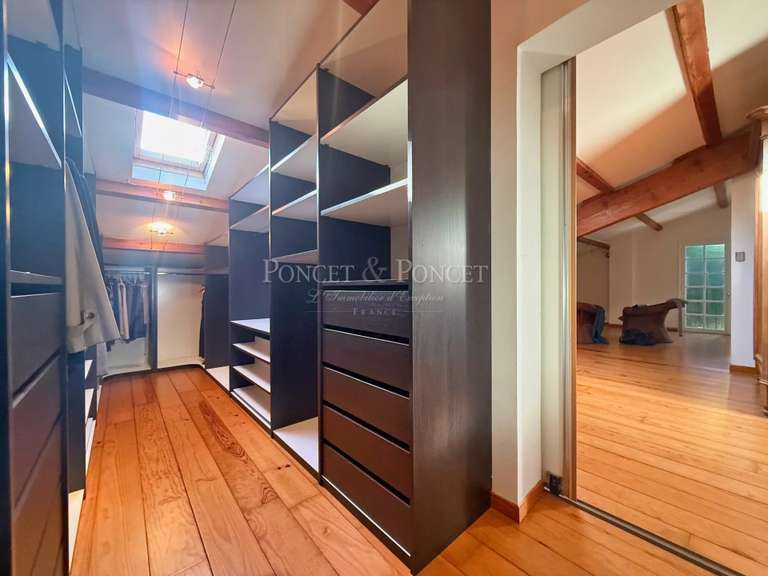 House Lattes - 8 bedrooms - 566m²