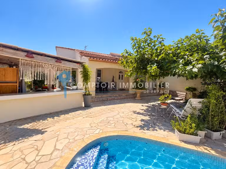 Maison Lattes - 4 chambres - 140m²