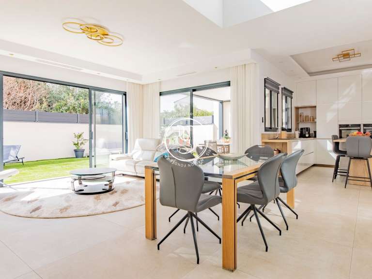 Villa Lattes - 4 chambres - 183m²