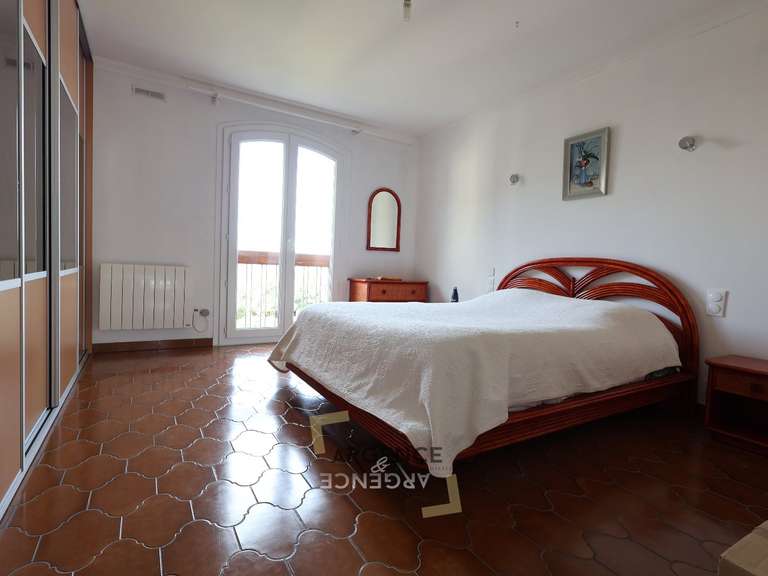 Villa Lattes - 4 chambres - 193m²