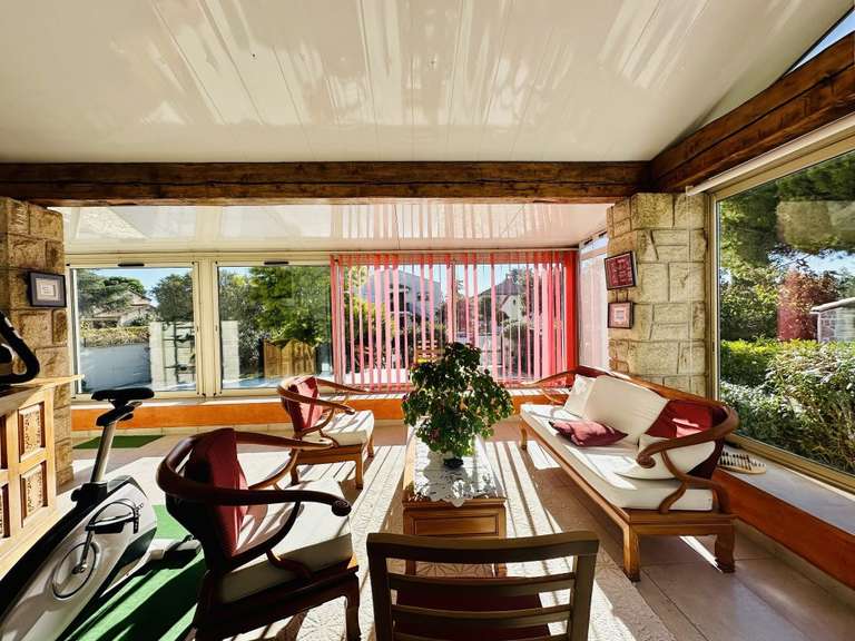 Villa Lattes - 4 chambres - 193m²