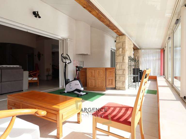 Villa Lattes - 4 chambres - 193m²