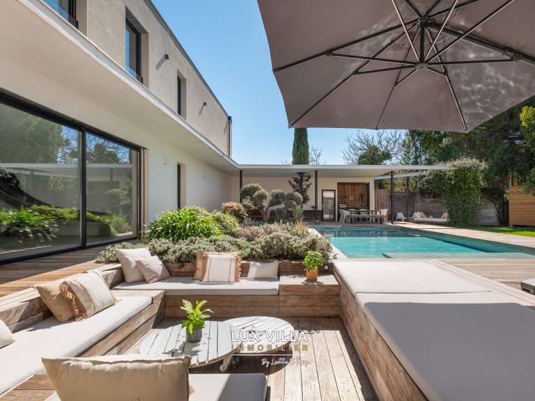 Villa Lattes - 8 chambres - 447m²