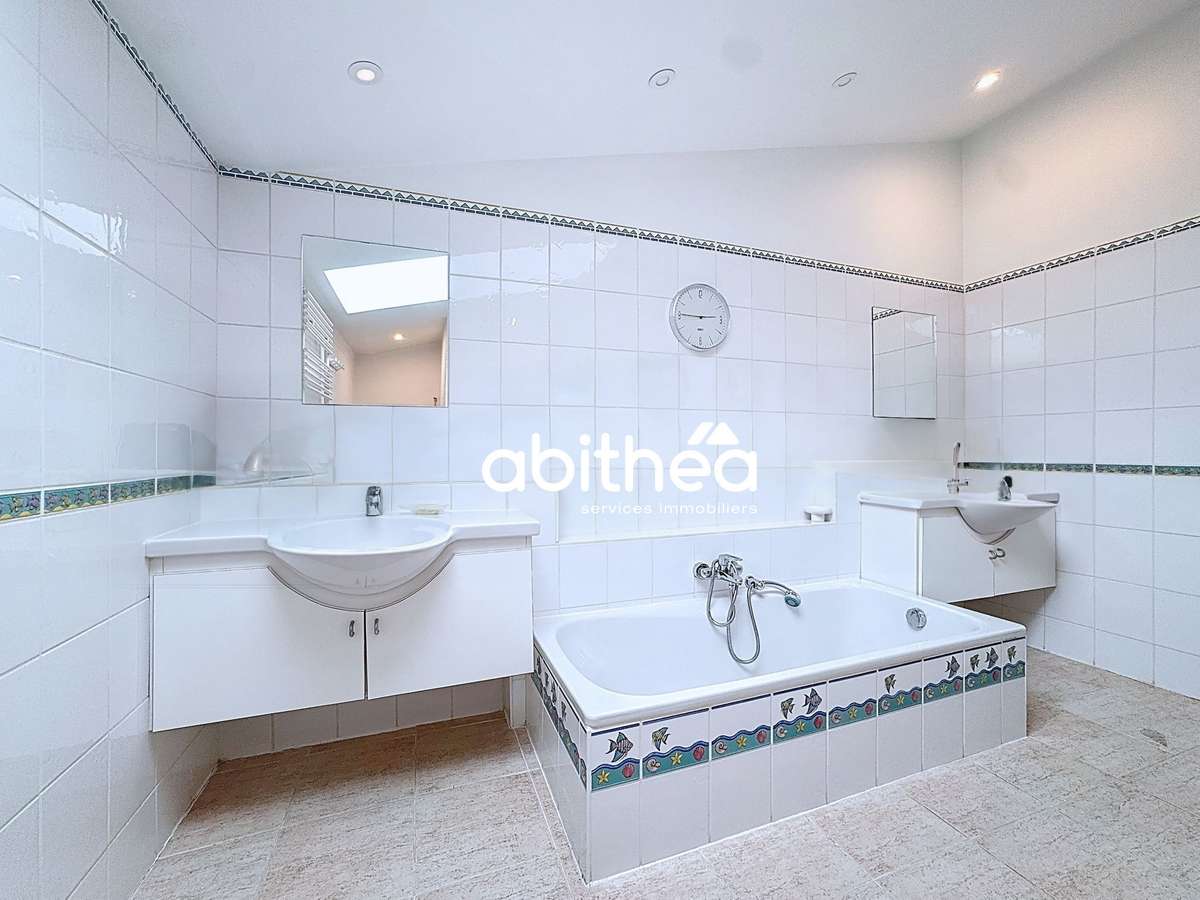 Maison Lattre-Saint-Quentin