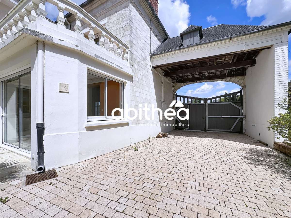 Maison Lattre-Saint-Quentin