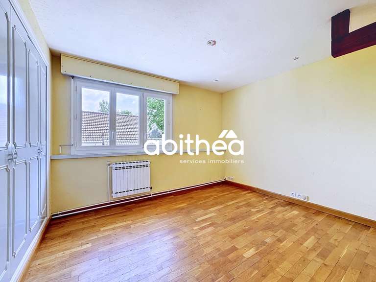Maison Lattre-Saint-Quentin - 6 chambres - 346m²