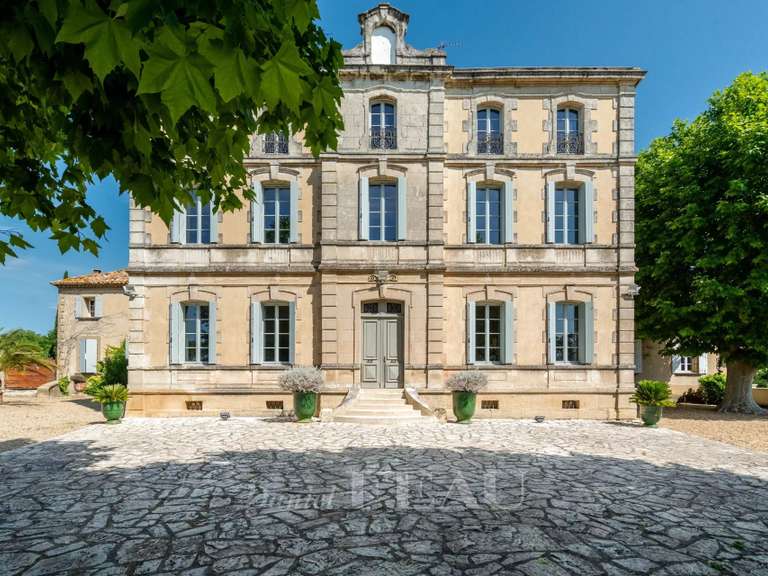 Domaine viticole Laudun-l'Ardoise - 10 chambres - 2766m²