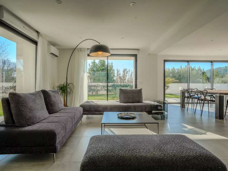 Maison Laudun-l'Ardoise - 4 chambres - 335m²
