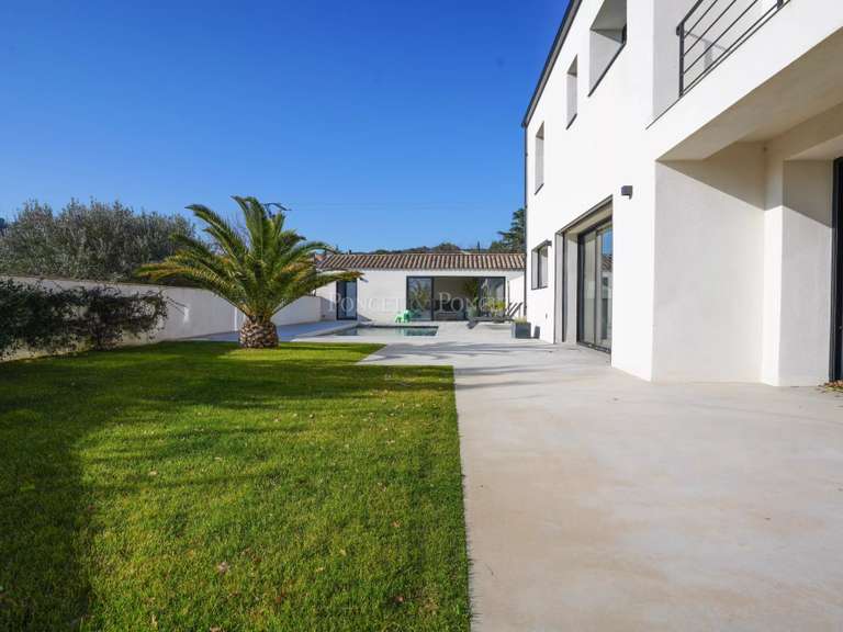 Maison Laudun-l'Ardoise - 4 chambres - 335m²