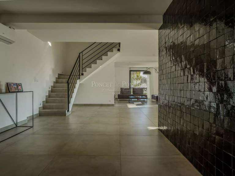 Maison Laudun-l'Ardoise - 4 chambres - 335m²