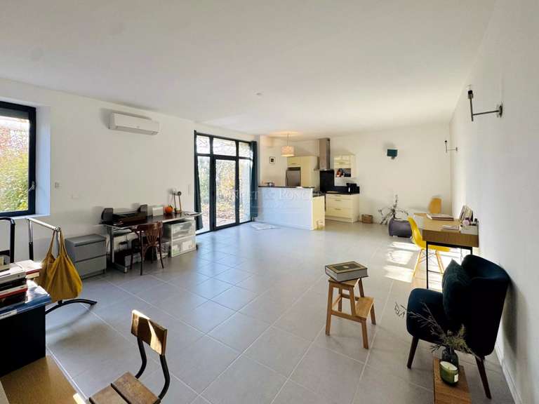 House Laudun-l'Ardoise - 3 bedrooms - 426m²