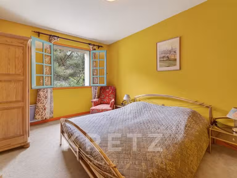 Maison Laudun-l'Ardoise - 5 chambres - 350m²