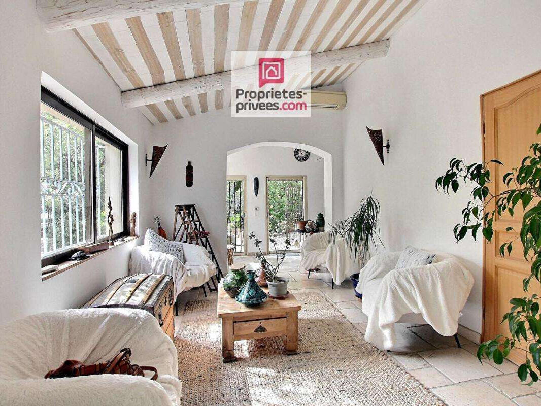 House Lauris