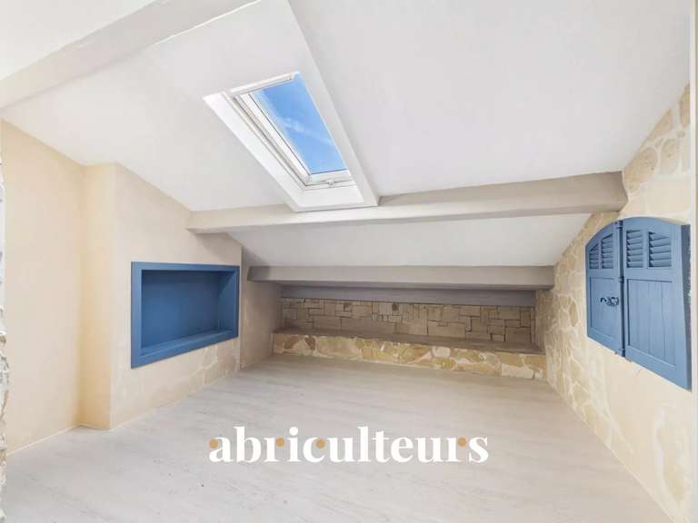 Maison Lauris - 6 chambres - 180m²