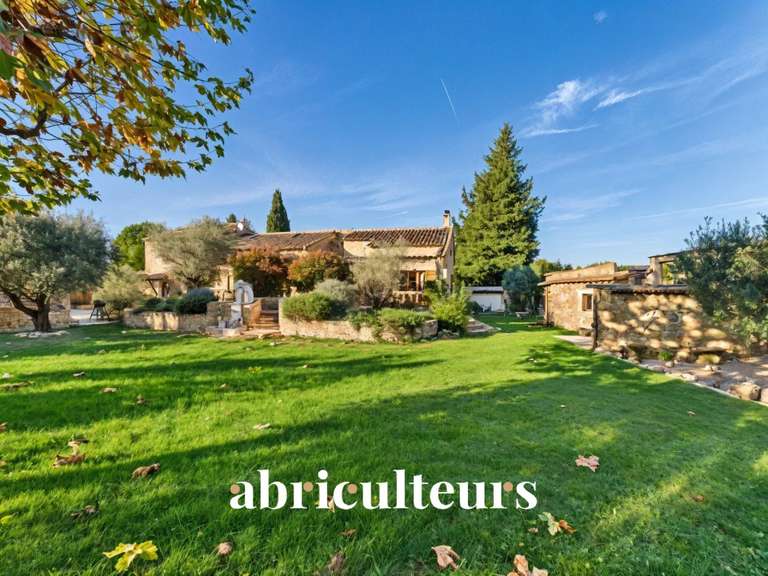 Maison Lauris - 5 chambres - 180m²