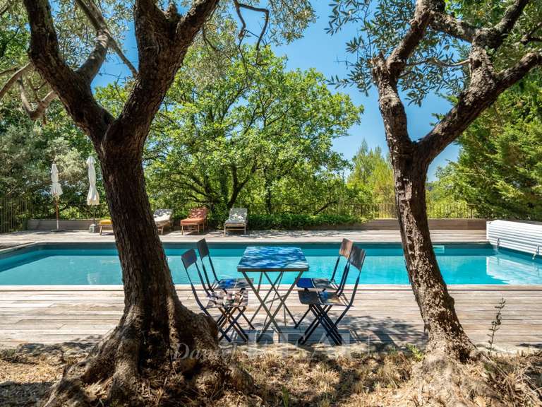 Maison Lauris - 7 chambres - 300m²