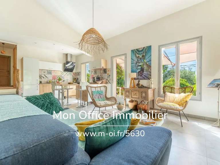 Maison Lauris - 3 chambres - 117m²