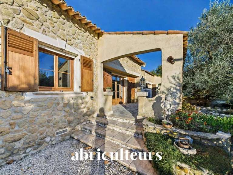 Maison Lauris - 5 chambres - 180m²