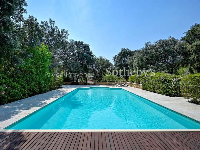 Maison Lauris - 6 chambres - 240m²