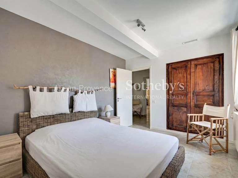 Maison Lauris - 6 chambres - 240m²