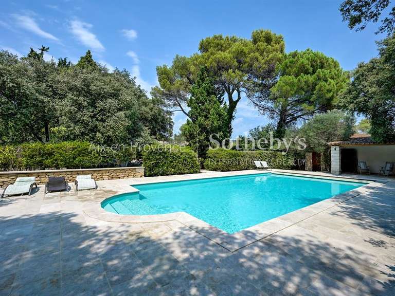 Maison Lauris - 6 chambres - 240m²