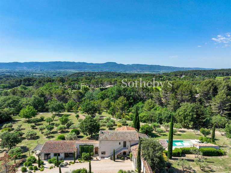 Maison Lauris - 6 chambres - 310m²