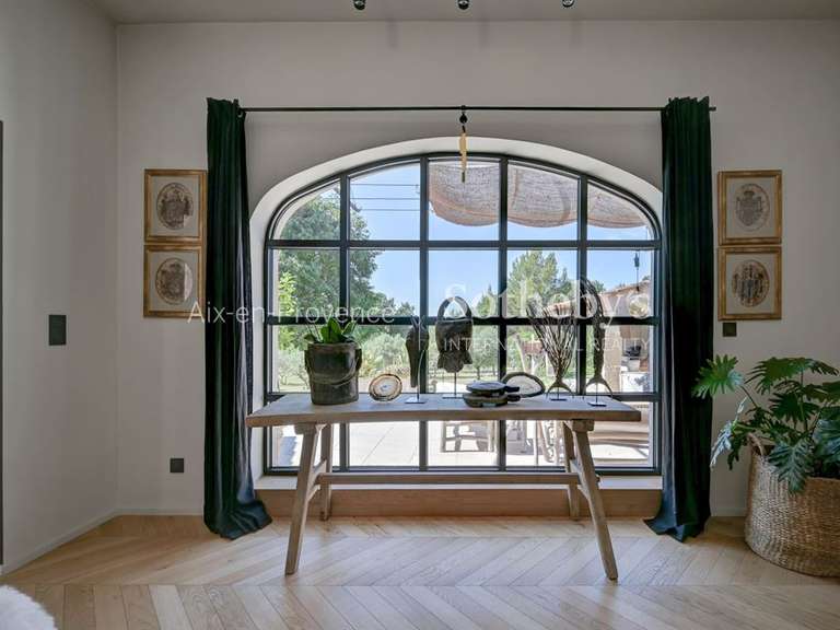 Maison Lauris - 6 chambres - 310m²