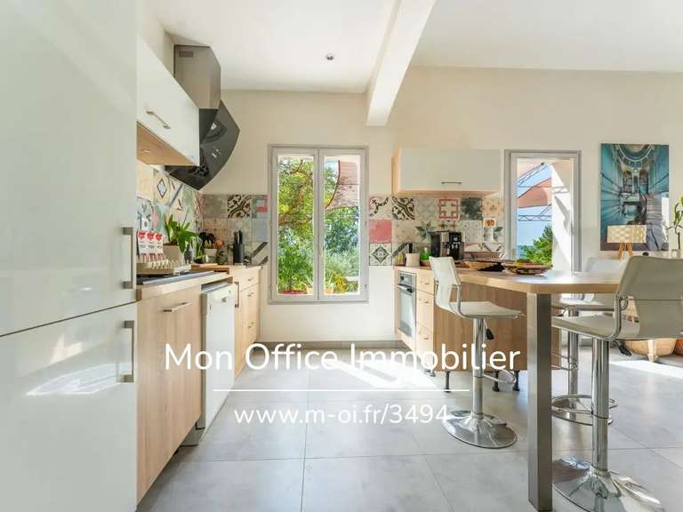 Maison Lauris - 3 chambres - 117m²