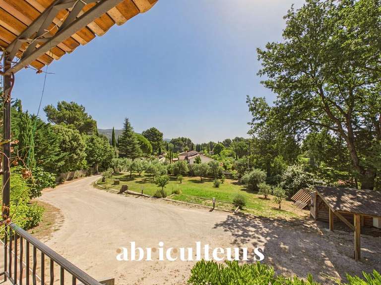 Maison Lauris - 4 chambres - 170m²