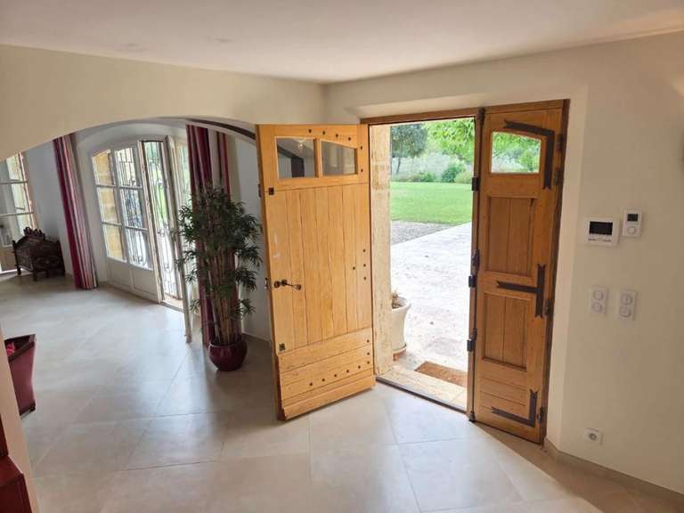 Propriété Lauris - 6 chambres - 340m²