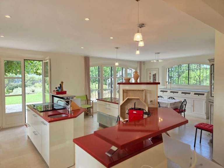 Propriété Lauris - 6 chambres - 340m²