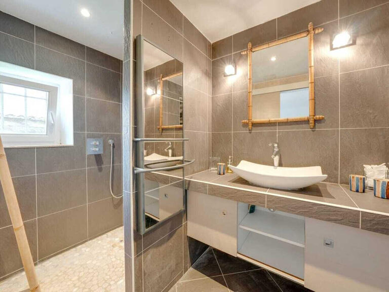 Villa Lauris - 4 chambres - 187m²
