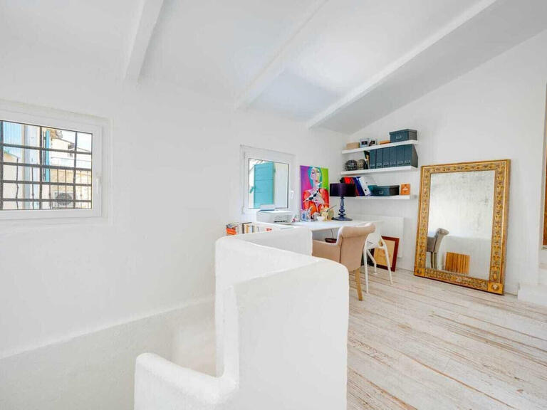 Villa Lauris - 4 chambres - 187m²