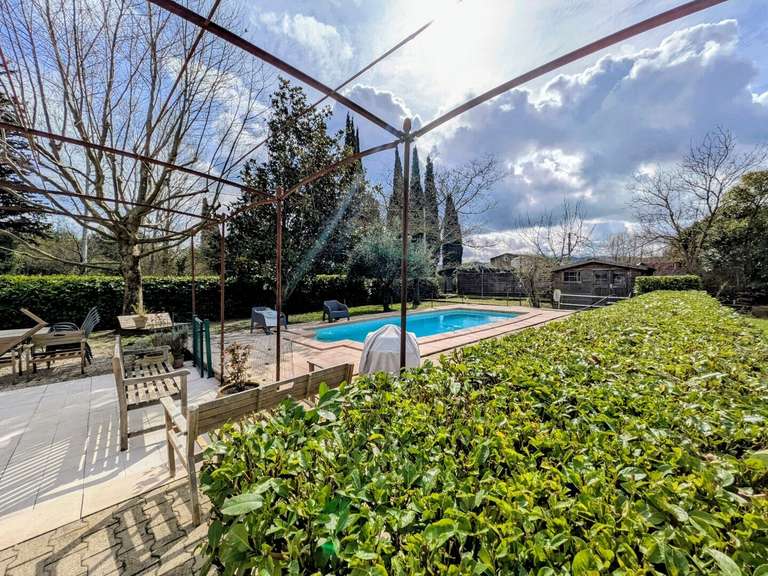 Villa Lauris - 5 chambres - 225m²