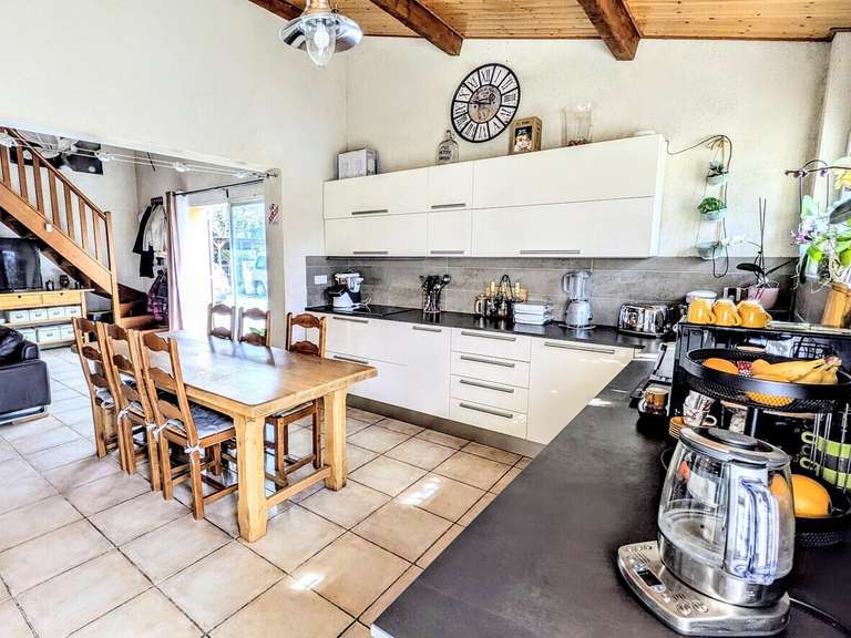 Villa Lauris - 5 chambres - 225m²