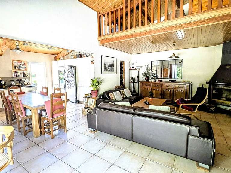 Villa Lauris - 5 chambres - 225m²