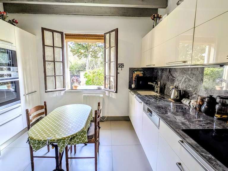 Villa Lauris - 5 chambres - 225m²