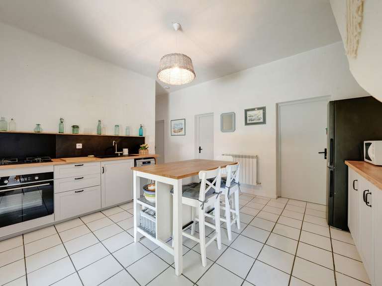 Villa Lauris - 6 chambres - 232m²
