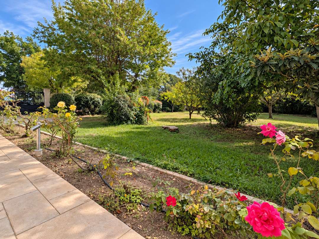 Villa Lauris
