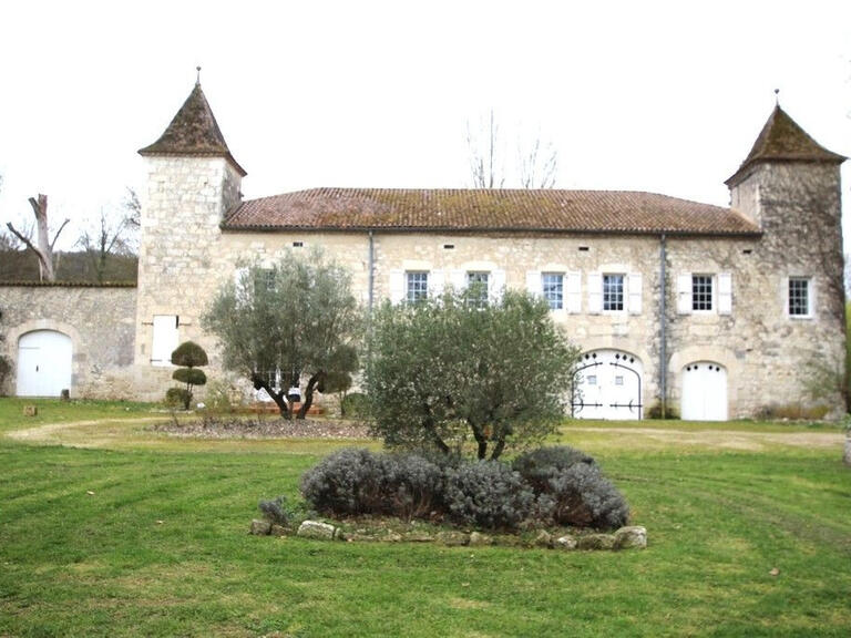 Maison Lauzerte - 943m²