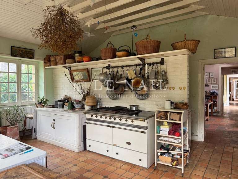 Castle Laval - 9 bedrooms - 580m²